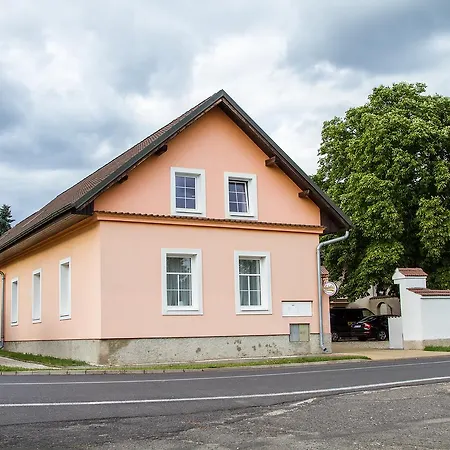 Penzion Vedomice Landhuis